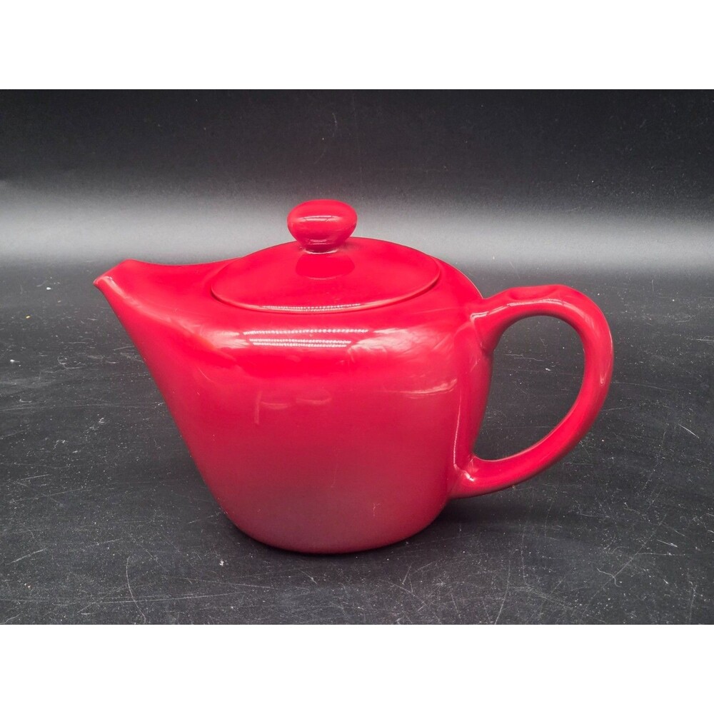 Chantal Red Ceramic Teapot w/ Lid Matte Finish 9" Tall 3 Cup 2003